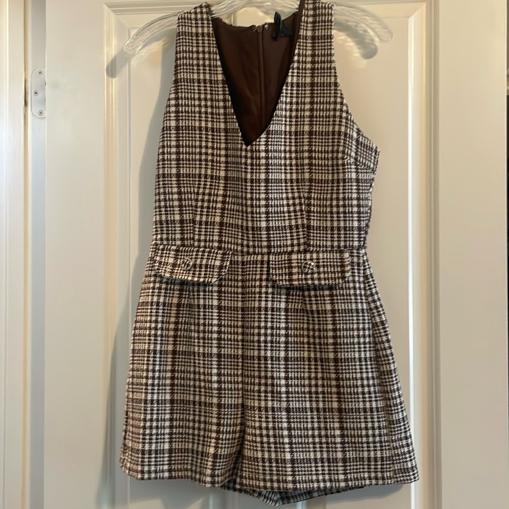 Tweed like brown crème romper